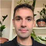 Profesor de italiano con certificación CEDILS y años de experiencia